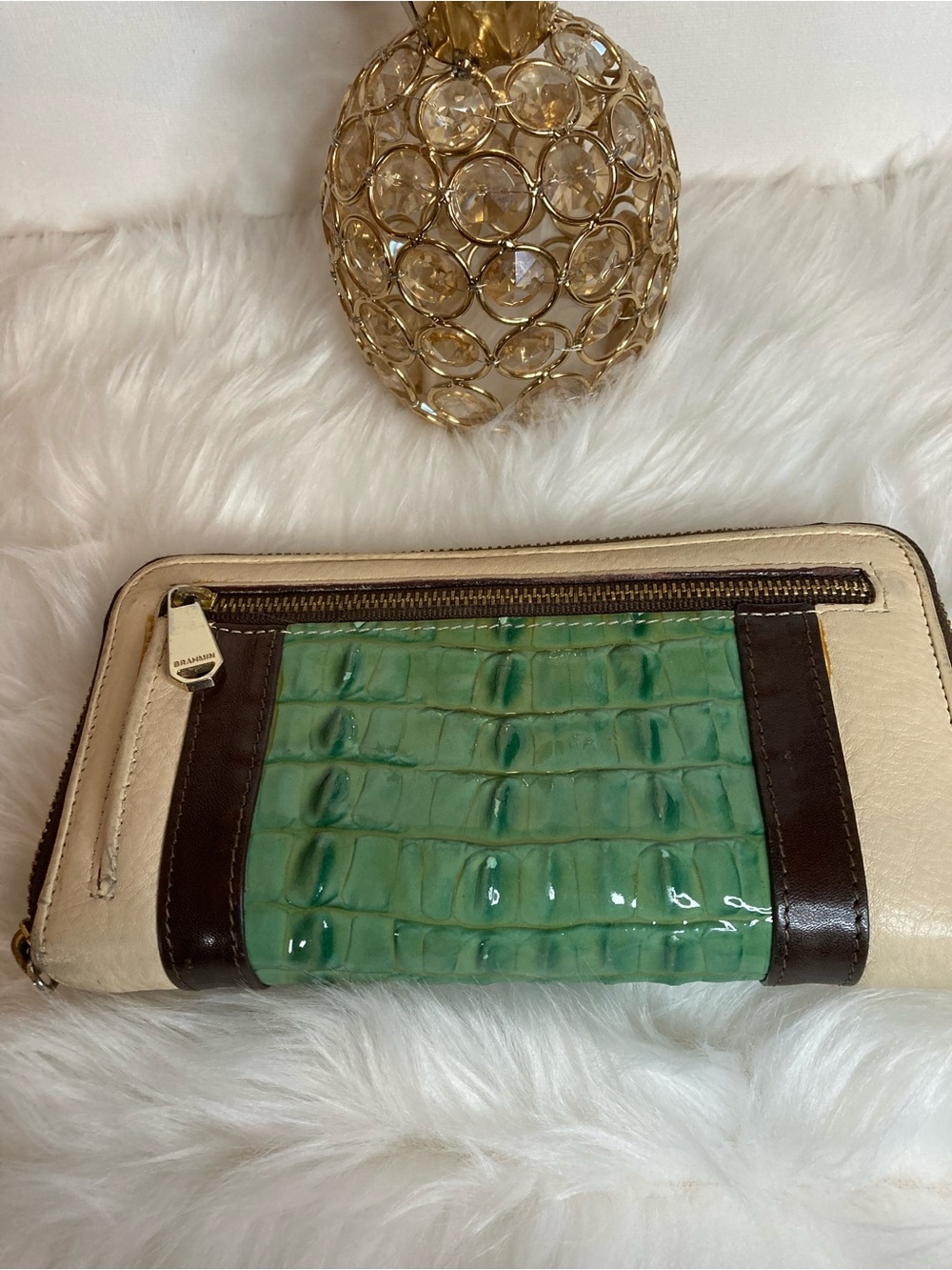 Brahmin Green Croc-Accent Zip Wallet - Cream & Brown GUC - Picture 2 of 9